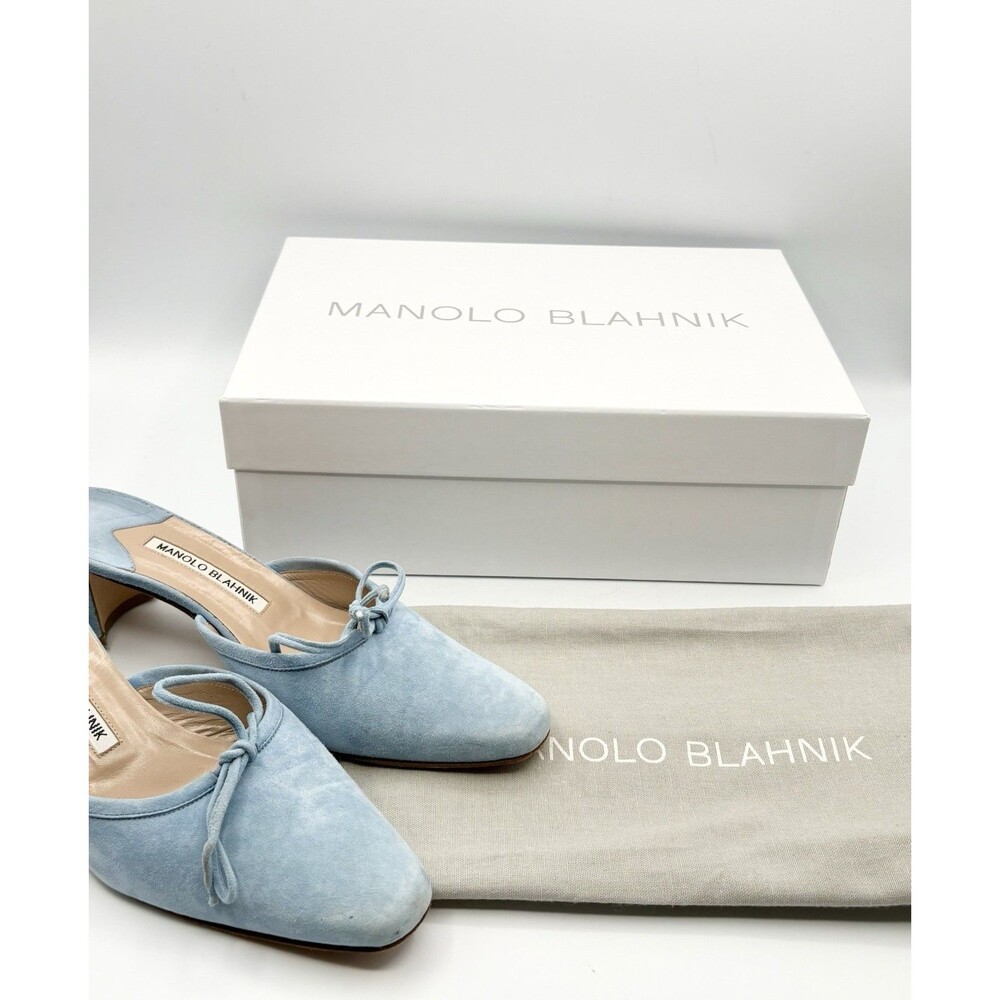 Manolo Blahnik Baby Blue Suede Mules Kitten Heels Bow Accent Size EU 37.5 - Picture 12 of 12